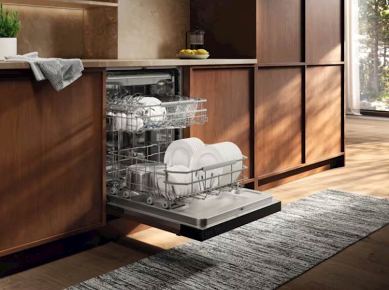 Electrolux ugradbena mašina za suđe E82IX220ST