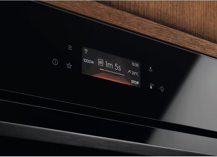 Electrolux ugradbena pećnica LVL8E09Z