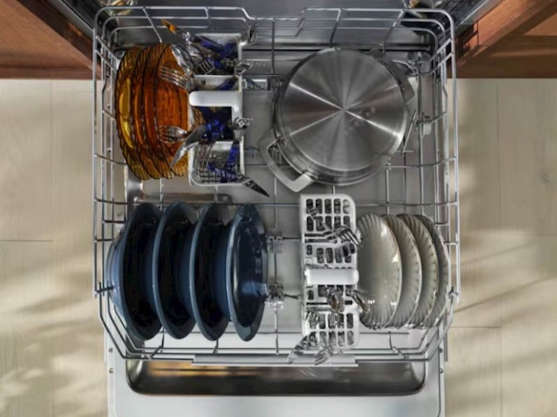 Electrolux ugradbena mašina za suđe E82IX220ST