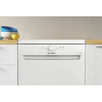 Indesit mašina za suđe D2F HK26