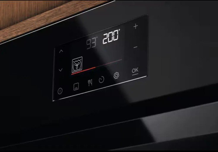 Electrolux ugradbena pećnica EOH4P0PK