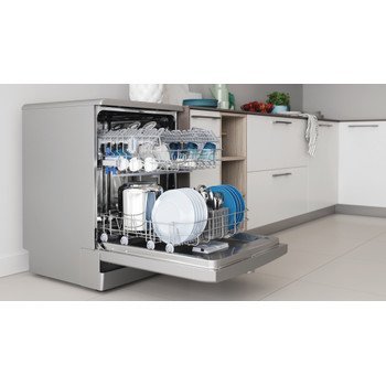 Indesit mašina za suđe D2F HK26 S