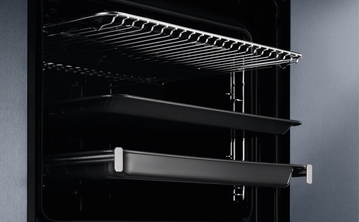 Electrolux ugradbena pećnica EOD5H70BX