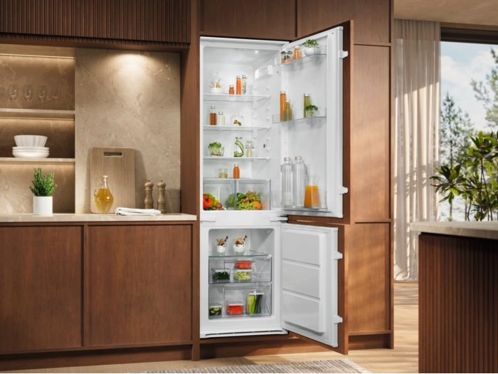 Electrolux ugradbeni frižider LNS3LE18S