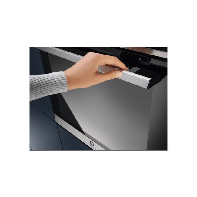 Electrolux ugradbena pećnica COF6P76BX piroliza