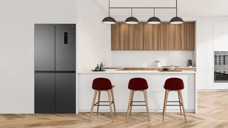 TCL kombinovani frižider RP470CSE1